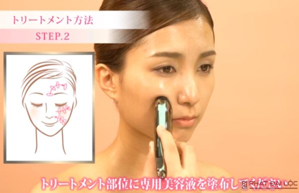 Massage vùng xoắn ốc xung quanh da theo hình minh họa