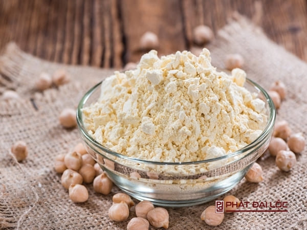 Mặt nạ tinh bột nghệ với bột đậu gà