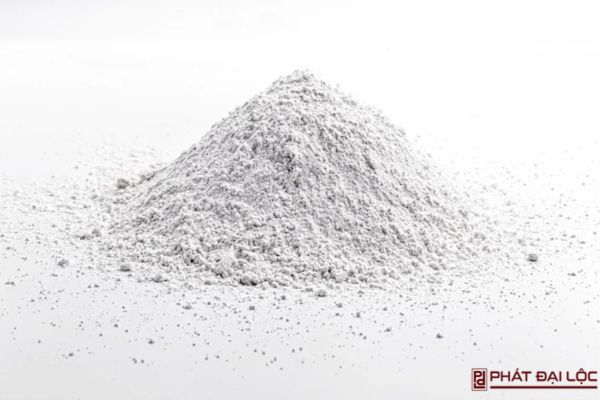 Zinc phosphate dạng bột màu trắng