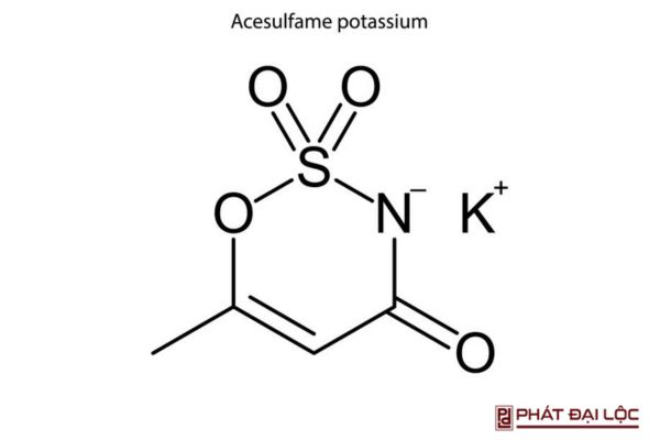 Acesulfame có công thức hóa học: C4H4KNO4S